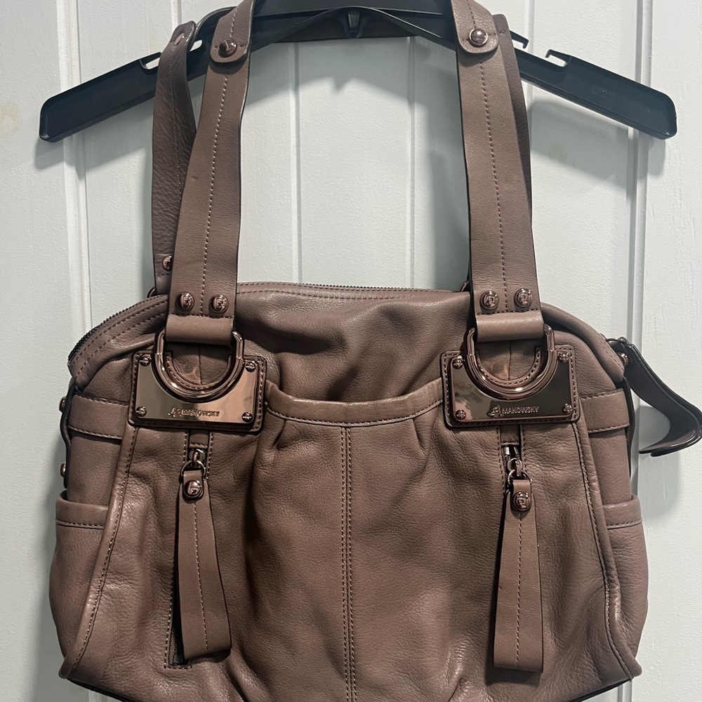 b. makowsky Tan Shoulder Bag with Classic Slouchy Design